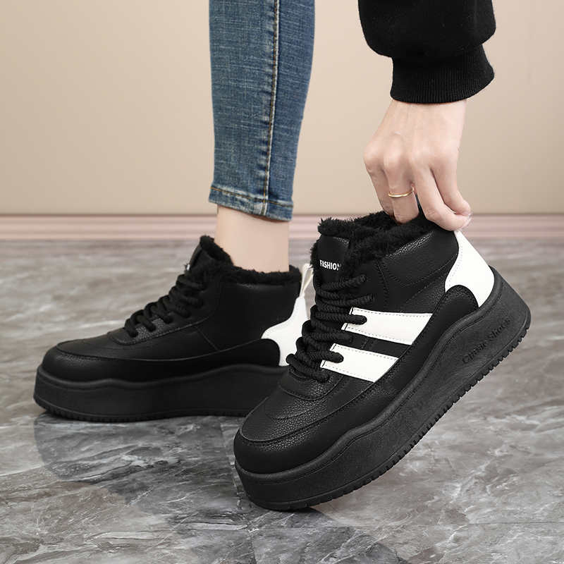 Sepatu Sneakers Wanita Mewah D - Luxury Lifestyle For Women ulasan dan harga