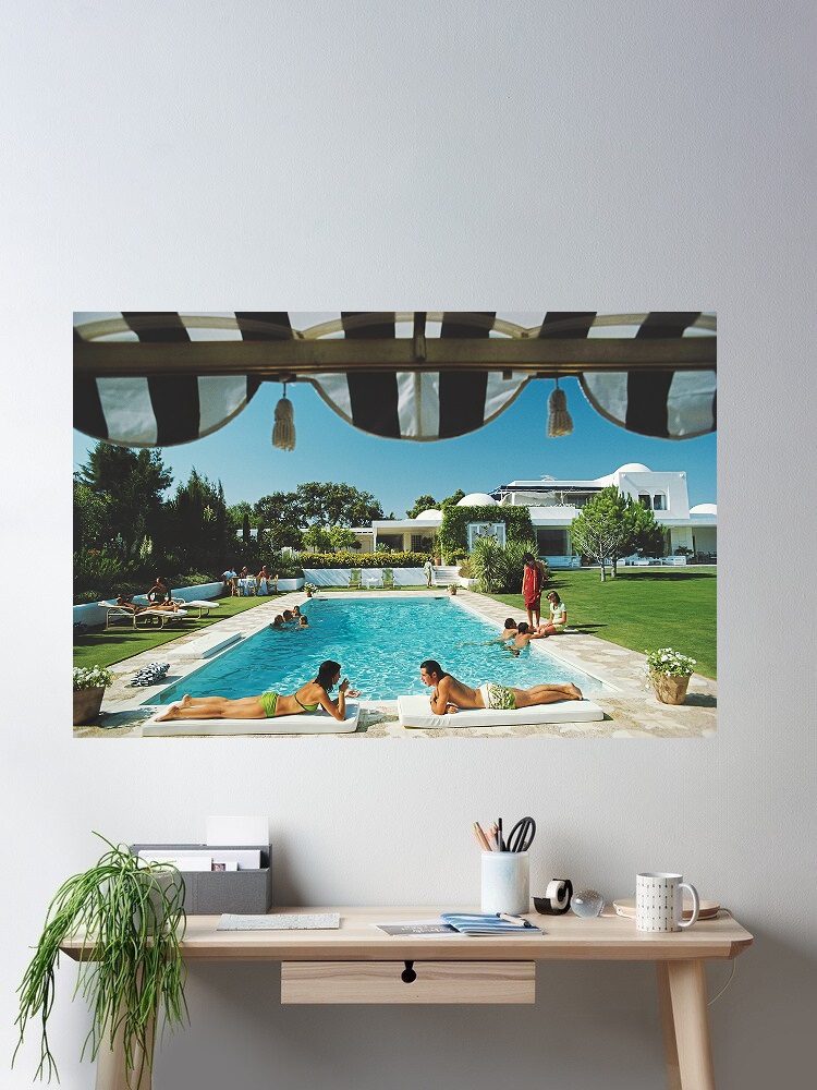Retro Poolside Host Luxury Lif - Luxury Lifestyle Picture ulasan dan harga