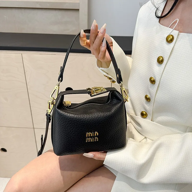 Tas Selempang Kulit Mewah Wani - Luxury Lifestyle For Women ulasan dan harga