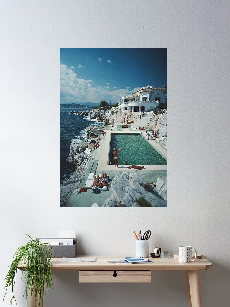 Retro Poolside Host Luxury Lif - Luxury Lifestyle Picture ulasan dan harga
